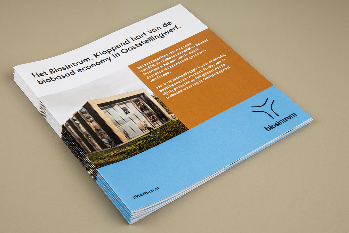 biosintrum brochure-omslagen-stapel